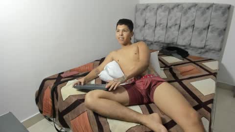 Mayky... online show from April 5, 2026, 7:11 pm