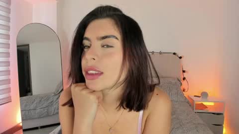 ALIS online show from April 23, 2026, 8:33 pm