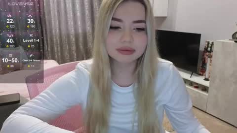 Snapshot of maymallorie chatting on January 29, 2025, 10:48 am may online show from January 29, 2025, 10:48 am