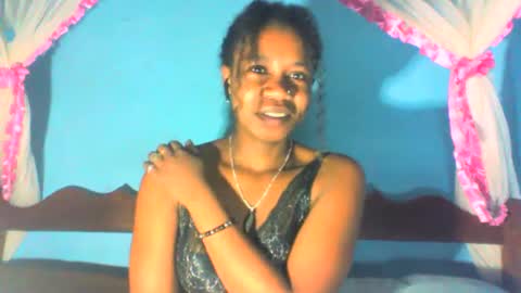 mayrah online show from March 8, 2025, 4:50 pm