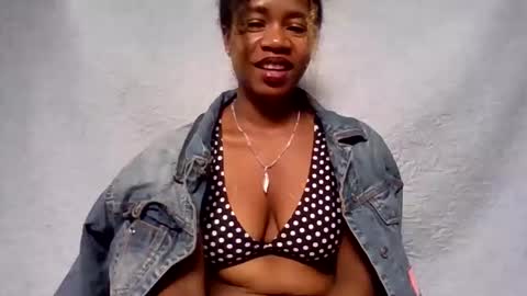 mayrah online show from March 12, 2026, 6:52 am