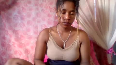 mayrah online show from August 3, 2026, 9:04 am
