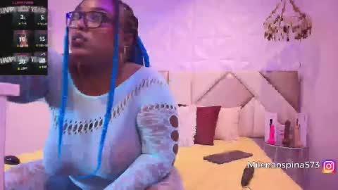 May online show from November 25, 2025, 3:17 am