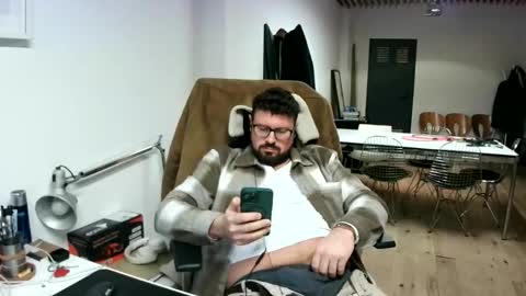 maythe4bwu online show from January 8, 2026, 10:56 pm