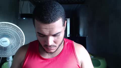 Snapshot of mcgregor_sexhot chatting on December 25, 2024, 9:54 pm Mcgregor online show from December 25, 2024, 9:54 pm