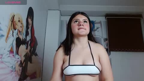 mackenna av online show from December 31, 2024, 11:31 am