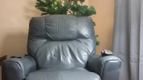 Sean online show from November 19, 2025, 12:27 pm