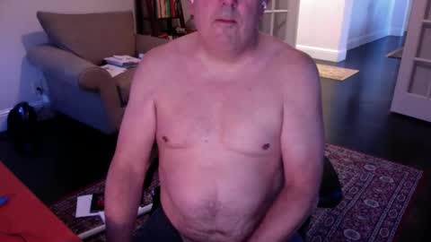 mdog9669 online show from November 11, 2025, 2:06 pm