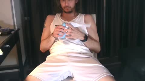 Snapshot of mdtrapn chatting on January 2, 2025, 2:22 am Mac D online show from January 2, 2025, 2:22 am