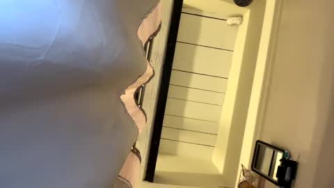 Dens cam online show from October 1, 2025, 8:48 pm