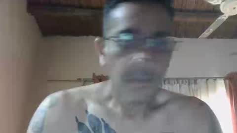 Snapshot of mdzarg chatting on November 2, 2025, 1:24 pm alejandro online show from November 2, 2025, 1:24 pm