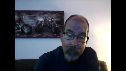 Snapshot of meathome3 chatting on December 4, 2024, 12:25 pm me at home online show from December 4, 2024, 12:25 pm