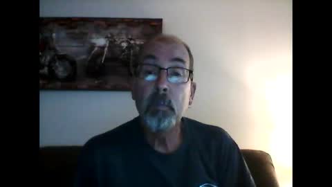 Snapshot of meathome3 chatting on December 5, 2024, 9:06 pm me at home online show from December 5, 2024, 9:06 pm