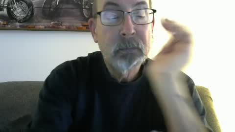 Snapshot of meathome3 chatting on January 17, 2025, 1:56 pm me at home online show from January 17, 2025, 1:56 pm