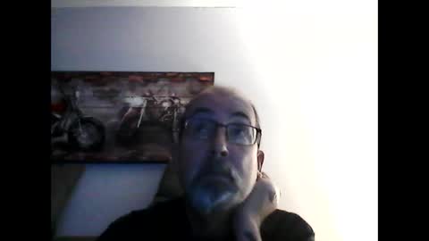 Snapshot of meathome3 chatting on January 18, 2025, 1:40 pm me at home online show from January 18, 2025, 1:40 pm
