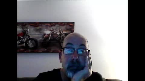 Snapshot of meathome3 chatting on January 28, 2025, 3:47 am me at home online show from January 28, 2025, 3:47 am