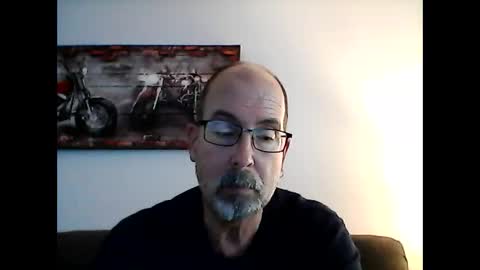 Snapshot of meathome3 chatting on February 15, 2025, 4:23 pm me at home online show from February 15, 2025, 4:23 pm