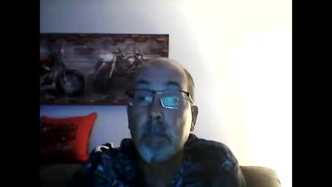 Snapshot of meathome3 chatting on October 15, 2025, 2:55 am me at home online show from October 15, 2025, 2:55 am