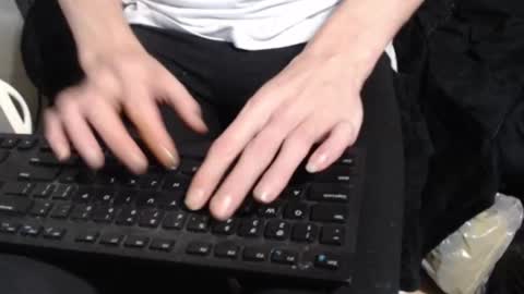 Vixy Foxin online show from September 12, 2025, 12:33 am