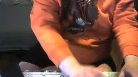 LunerWolf online show from February 23, 2026, 2:31 am