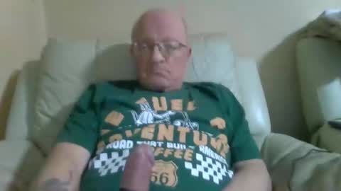 mecos539 online show from April 18, 2026, 9:48 pm