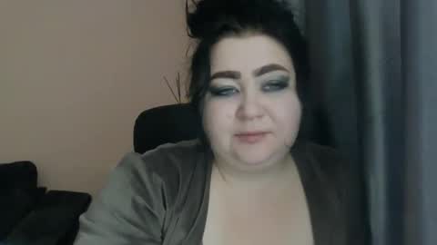 Snapshot of medjik_lool chatting on December 19, 2024, 8:13 am Oltereodora-lima online show from December 19, 2024, 8:13 am