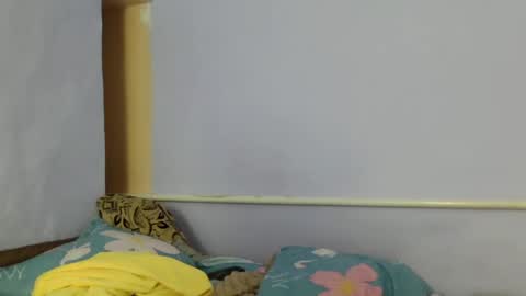 Snapshot of medjik_lool chatting on January 1, 2025, 10:54 am Oltereodora-lima online show from January 1, 2025, 10:54 am