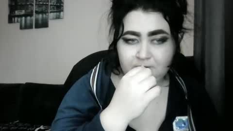 Snapshot of medjik_lool chatting on January 21, 2025, 11:03 am Oltereodora-lima online show from January 21, 2025, 11:03 am