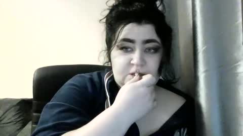 Snapshot of medjik_lool chatting on January 22, 2025, 7:35 am Oltereodora-lima online show from January 22, 2025, 7:35 am
