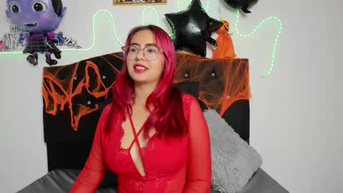 Snapshot of medusa__charity chatting on October 15, 2025, 2:39 pm medusa__charity online show from October 15, 2025, 2:39 pm