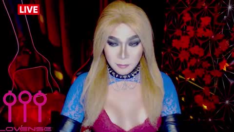 Snapshot of medusaprey chatting on November 16, 2025, 7:19 pm THE QUEEN ALPHA Queen Medusa Prey online show from November 16, 2025, 7:19 pm