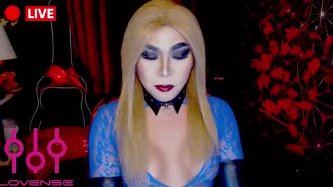 Snapshot of medusaprey chatting on November 19, 2025, 10:10 pm THE QUEEN ALPHA Queen Medusa Prey online show from November 19, 2025, 10:10 pm