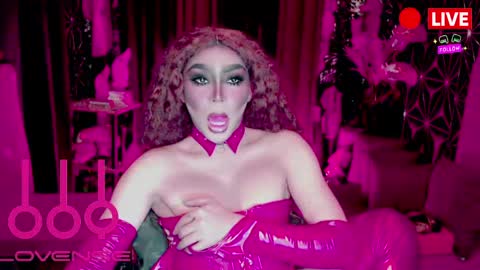 THE QUEEN ALPHA   Queen Medusa Prey online show from April 14, 2026, 8:42 am