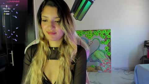 Snapshot of meduza_sexy_caramel chatting on January 15, 2025, 4:54 pm Baio online show from January 15, 2025, 4:54 pm