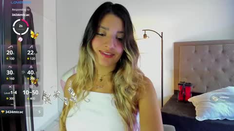 Snapshot of meduza_sexy_caramel chatting on March 8, 2025, 3:56 pm Baio online show from March 8, 2025, 3:56 pm