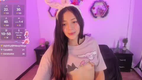 Snapshot of meelanny_ds chatting on December 17, 2024, 8:56 am online show from December 17, 2024, 8:56 am