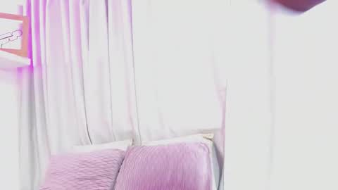 Melody online show from February 16, 2026, 3:35 am