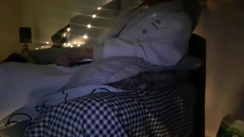 Snapshot of meetings_avalable chatting on December 3, 2024, 3:30 am Jack Jack online show from December 3, 2024, 3:30 am