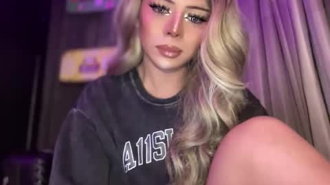 GODDESS OF ALL GODDESSES online show from February 17, 2026, 4:13 pm