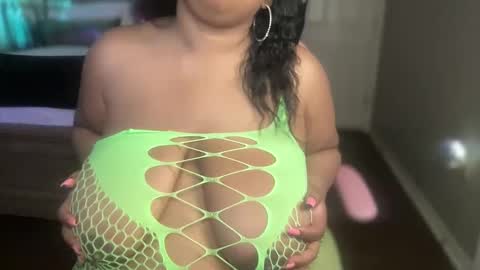 Southern Peach online show from March 9, 2025, 1:37 pm