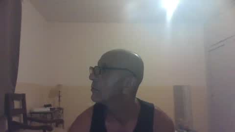 mufine online show from October 4, 2025, 5:44 pm