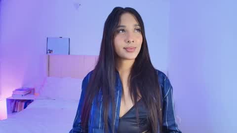 Snapshot of megan_ale chatting on September 17, 2025, 10:44 pm megan ale online show from September 17, 2025, 10:44 pm