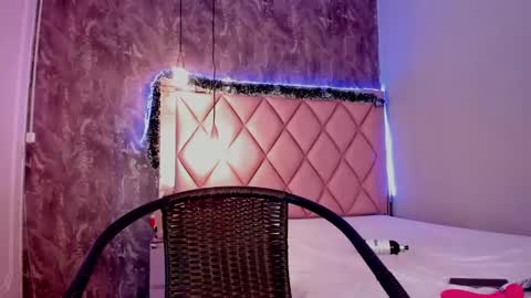 Snapshot of megan_and_clohe chatting on December 14, 2024, 10:50 pm M E G A N online show from December 14, 2024, 10:50 pm