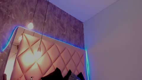 Snapshot of megan_and_clohe chatting on February 13, 2025, 7:10 pm M E G A N online show from February 13, 2025, 7:10 pm