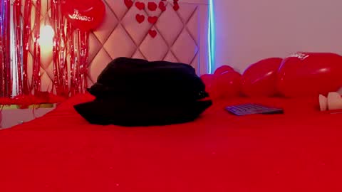 Snapshot of megan_and_clohe chatting on February 16, 2025, 1:14 am M E G A N online show from February 16, 2025, 1:14 am