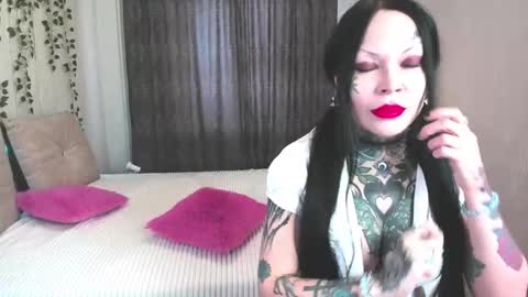 Helena Tuman online show from January 10, 2025, 7:04 am