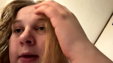 Blondie online show from February 16, 2025, 4:42 am