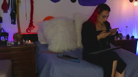 Megan online show from September 27, 2025, 3:28 pm