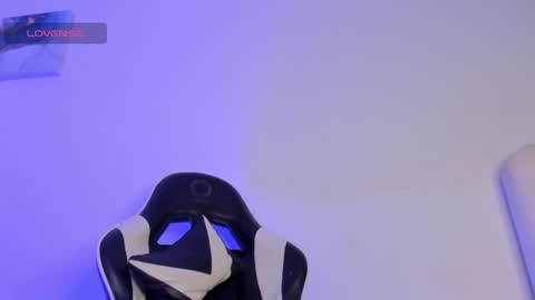 Snapshot of megan_browns1 chatting on January 21, 2025, 1:00 pm Megan online show from January 21, 2025, 1:00 pm