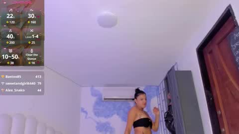 Snapshot of megan_browns1 chatting on February 5, 2025, 6:59 pm Megan online show from February 5, 2025, 6:59 pm